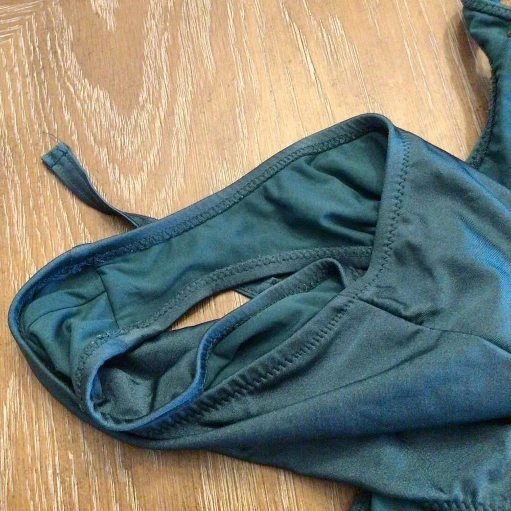 Mossimo Womens Green Grommet Lace Up One Piece Swimsuit Size Small